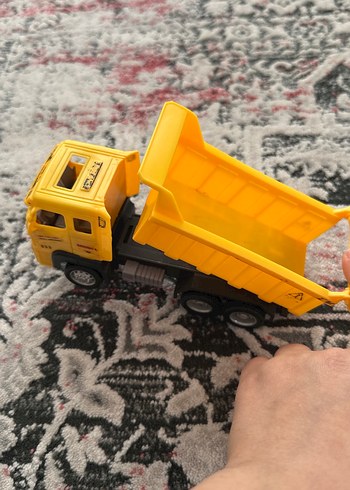 Sarı Renkli Oyuncak Kamyon - Görsel 3