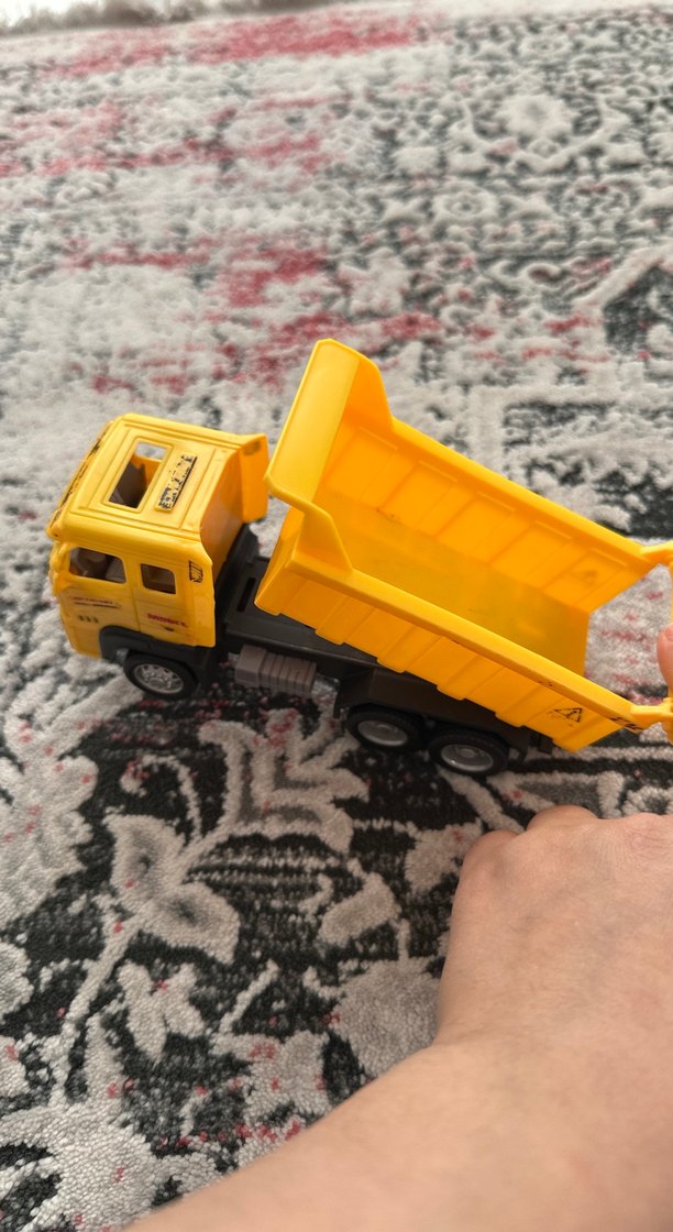Sarı Renkli Oyuncak Kamyon - Görsel 3