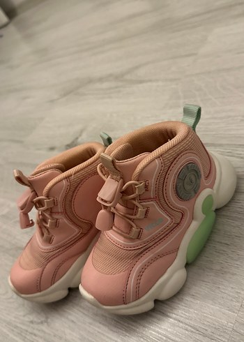 Vicco Vicco Kız Çocuk Pembe Bağcıklı ışıklı ayakkabı