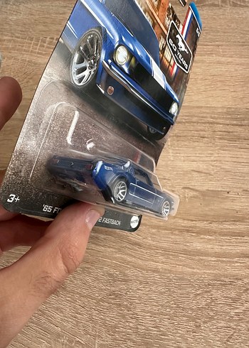 Hot Wheels Hot Wheels Ford Mustang Chase Model