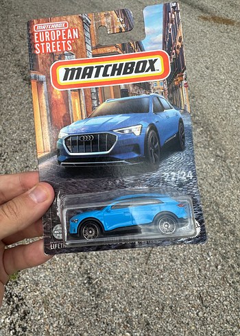 diğer Beden Matchbox Audi E-Tron