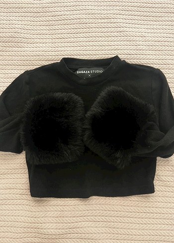 Siyah Kürklü Crop Bluz