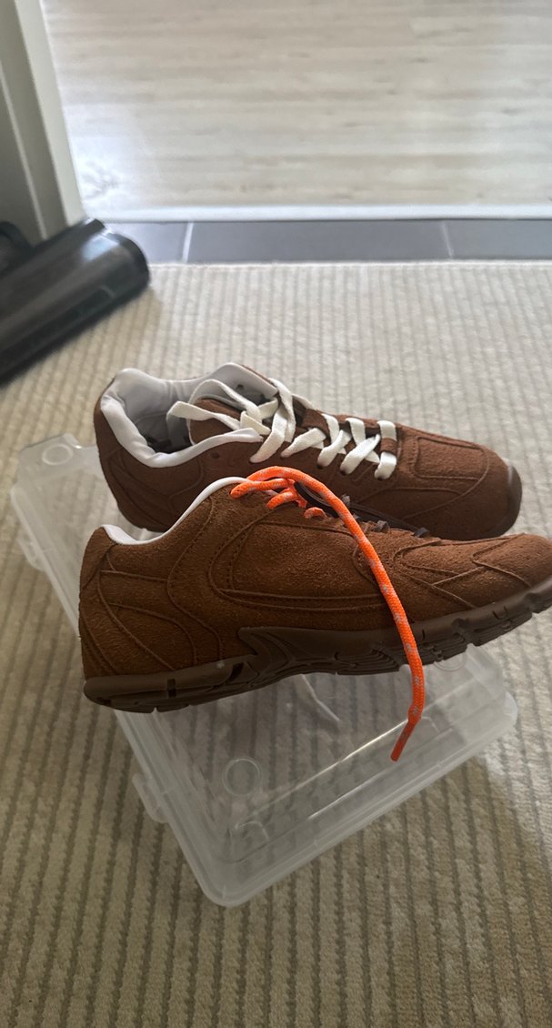 Kahverengi Süet Bağcıklı Stiletto Topuklu Spor Ayakkabı - Görsel 2