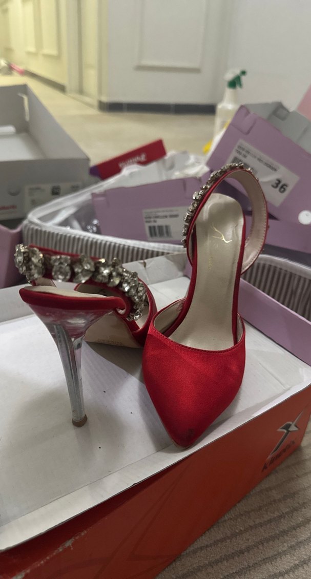 Klasik Kırmızı Nakışlı Topuklu Kadın Ayakkabı - Görsel 2