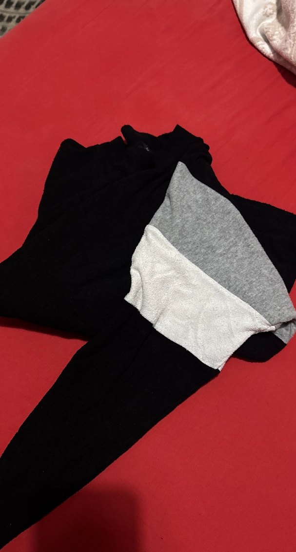 Siyah Bisiklet Yaka Kadın Sweatshirt - Görsel 2