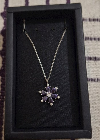 Mor Mini Zincir Detaylı Kadın Gümüş Kolye - Görsel 3