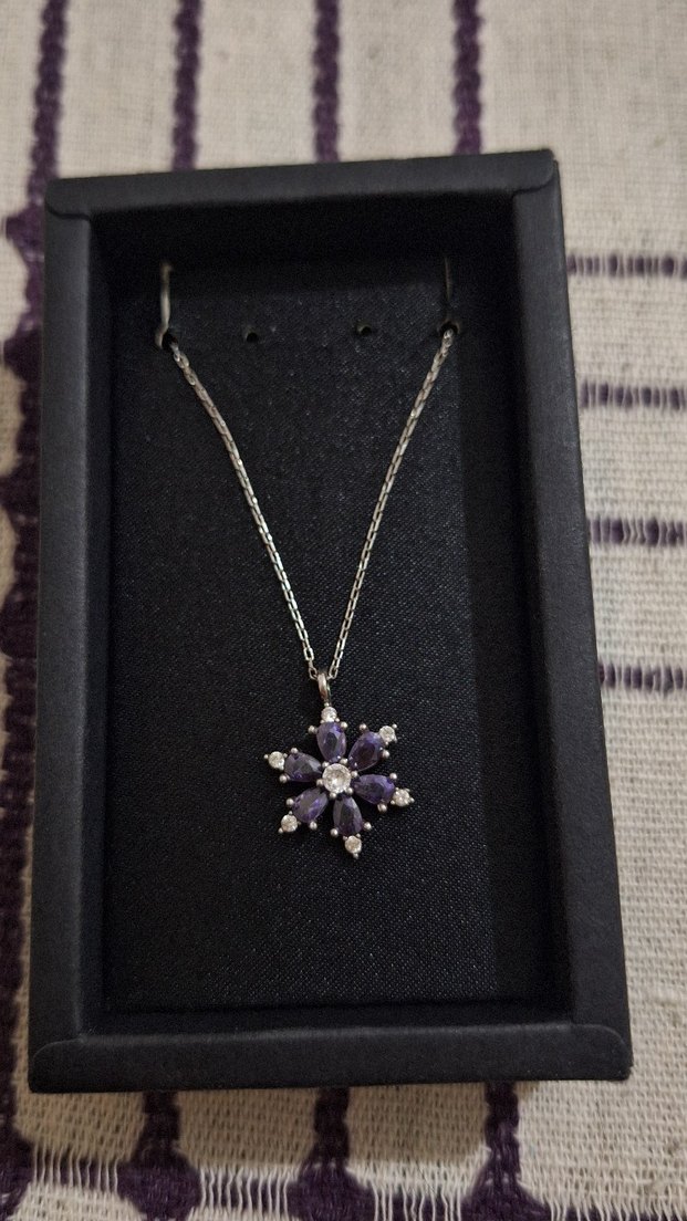 Mor Mini Zincir Detaylı Kadın Gümüş Kolye - Görsel 3