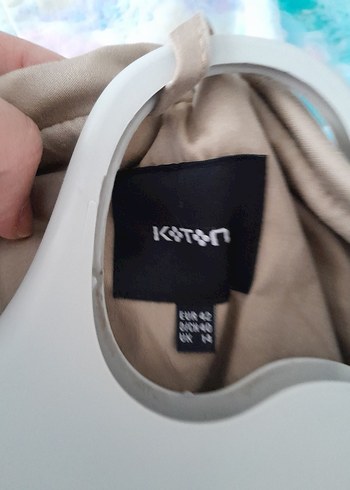 42 Beden Düğmeli Bej Midi Trençkot Koton marka