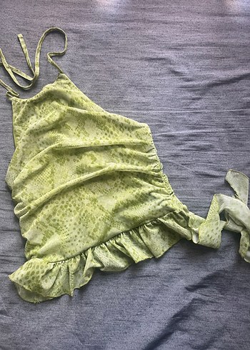 34 Beden boyundan bağlamalı bluz