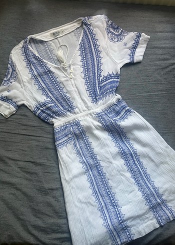 Nakışlı V Yaka Bohem Midi Elbise