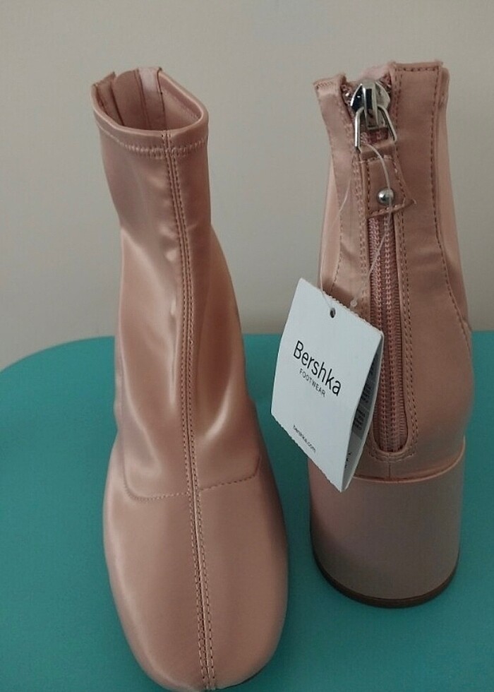 Kadın Bot - Görsel 4