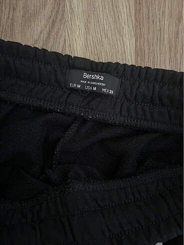 m Beden Bershka M beden eşofman altı