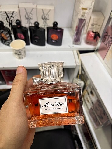 miss dior absolutely blooming