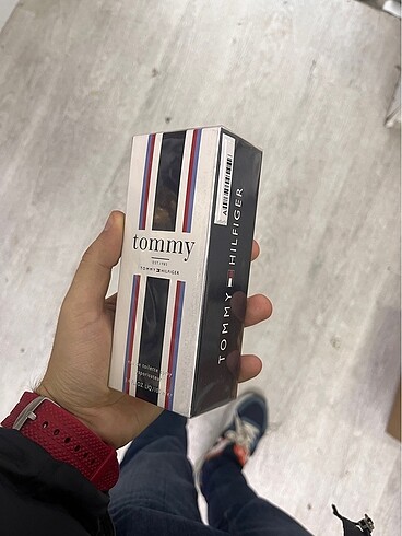 tommy hilfiger parfüm
