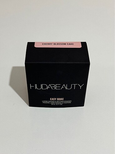 Huda Beauty Huda beauty cherry blossom cake pudra