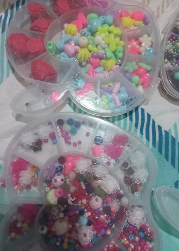 Pastel Renkli Çeşitli Tırnak Süslemeleri - Görsel 2