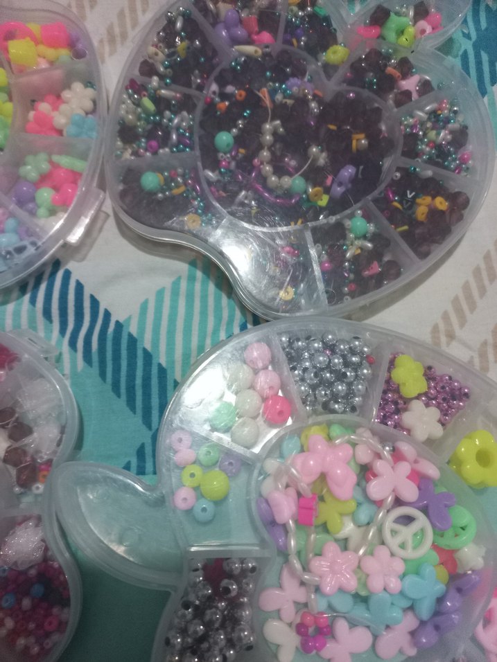 Pastel Renkli Çeşitli Tırnak Süslemeleri - Görsel 3