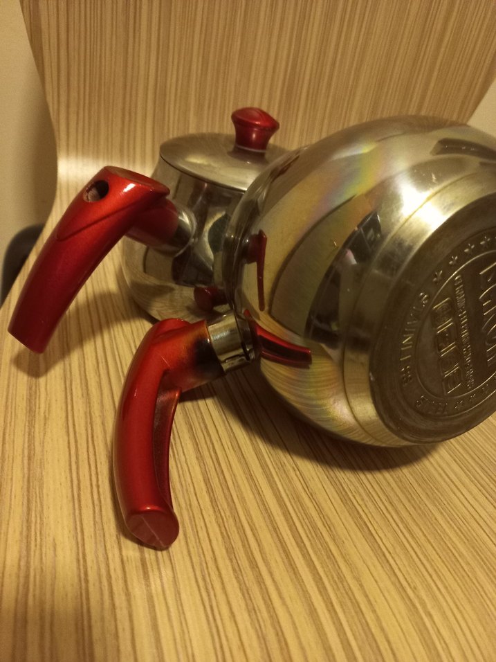 Kırmızı Saplı Çelik Çaydanlık - Görsel 3