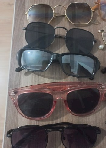 Şeffaf ve Çok Renkli Kadın Gözlükleri - Görsel 2