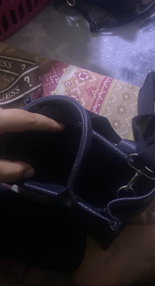 Kemer Detaylı Siyah Deri Kadın Çanta - Görsel 2