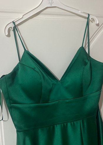 Yeşil Uzun V Yakalı Drapeli Abiye Elbise - Görsel 2