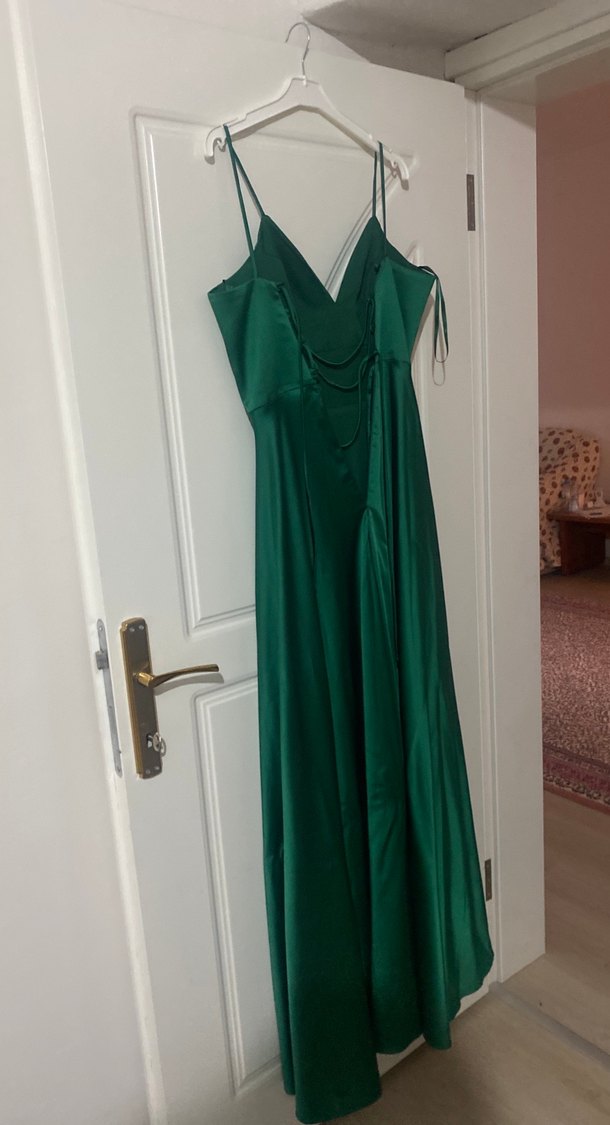 Yeşil Uzun V Yakalı Drapeli Abiye Elbise - Görsel 5