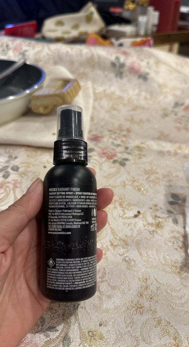 NYX Parlak Bitişli makyaj sabitle e Spreyi 50 ml - Görsel 2