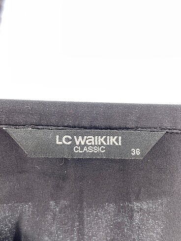 36 Beden siyah Renk LC Waikiki Gömlek %70 İndirimli.