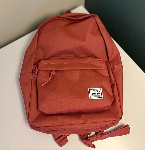 Herschel Classic Mid Volume Sırt Çantası