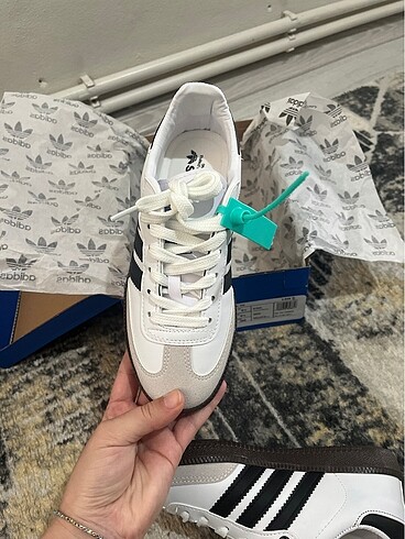 36 Beden beyaz Renk Sneaker