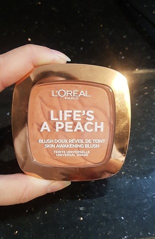loreal şeftali kokulu allık.