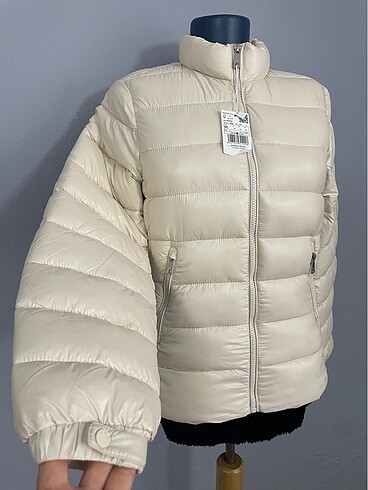 Mango Mango su geçirmez kapitone anorak mont