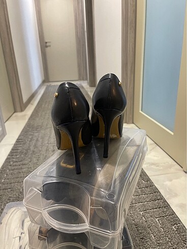 36 Beden lacivert Renk Çok koyu lacivert/siyah stiletto