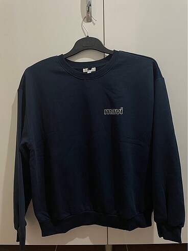 Mavi sweatshirt