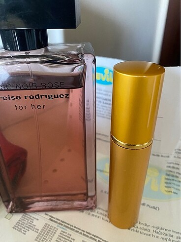 Narciso Rodriguez Musc noir rose