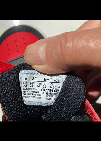 Nike ORJİNAL NİKE 25 NO