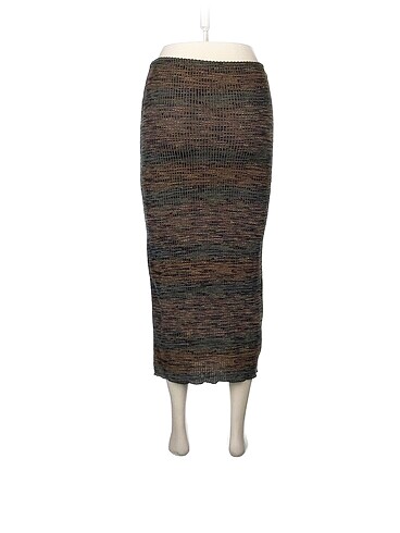 s Beden Pull and Bear Midi Etek %70 İndirimli.