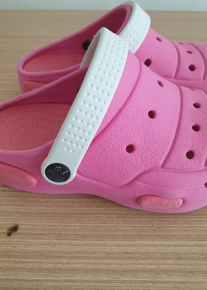 Kiz cocuk crocs terlik - Görsel 3