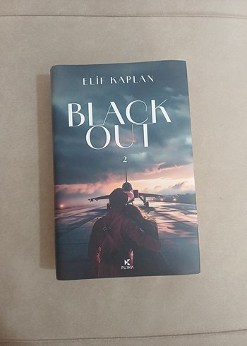 Blackout 2 kitap