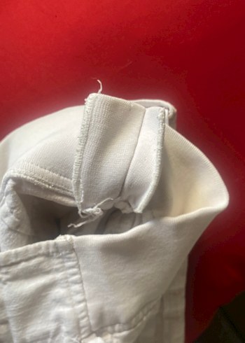 Düğmeli Beyaz Keten Mini Şort - Görsel 7