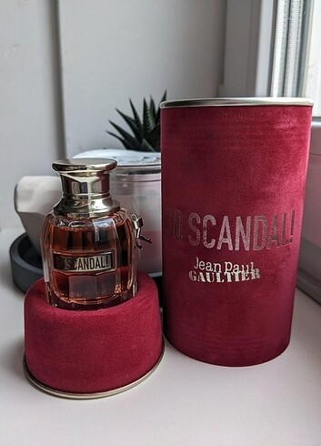 Sıfır Scandal Parfüm 