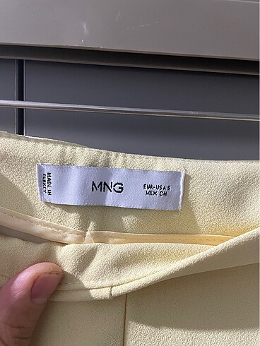 s Beden Mango şort
