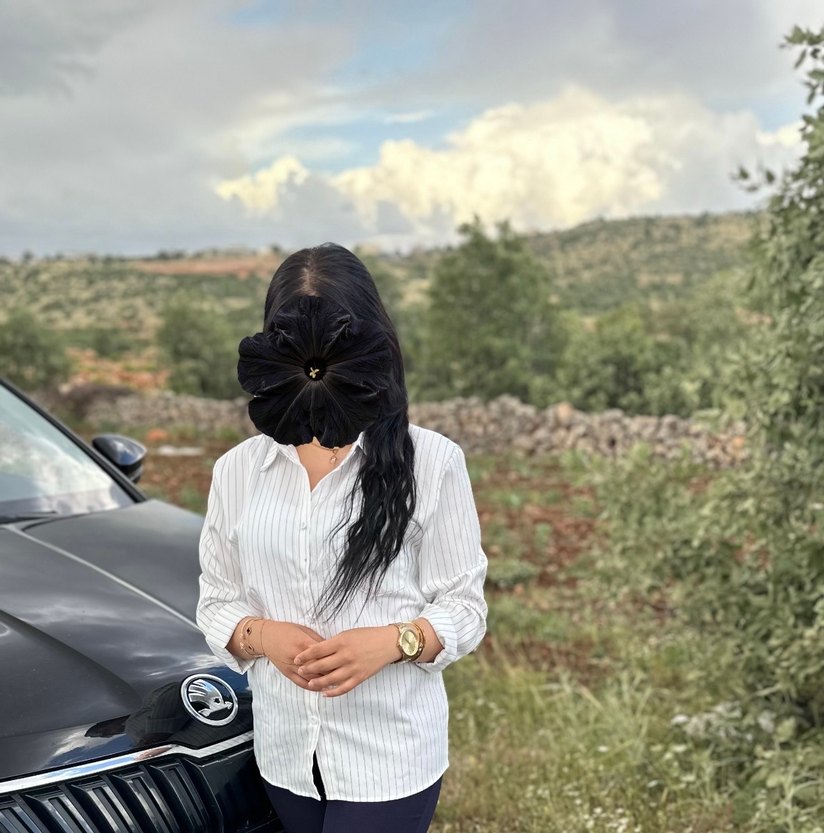 Çizgili Desenli Beyaz Düğmeli Kadın Gömlek - Görsel 2