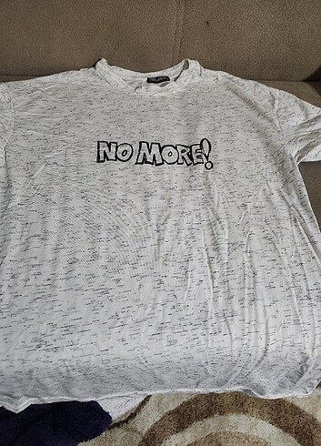 Arkası baskılı kadın tshirt