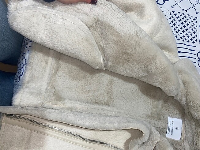 Stradivarius kürklü mont