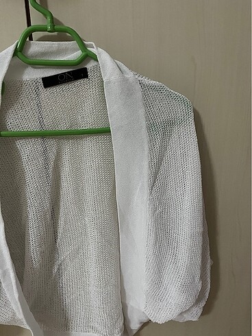 Zara BEYAZ BOLERO HIRKA ZARA plaj üstü