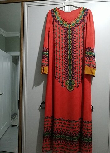 Etnik desenli elbise