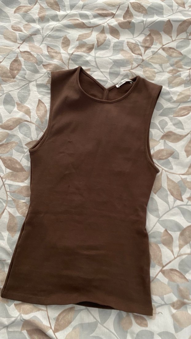 Zara Kahverengi sırtı açık bluz - Görsel 3