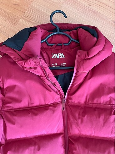 Zara kırmızı çocuk mont