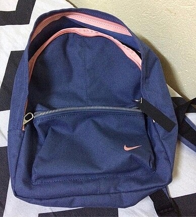 Nike sırt çantası